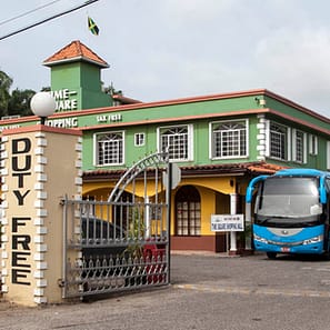 Negril Shopping